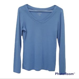 LOFT Light Blue Long Sleeve V-neck T-shirt Top Size M
